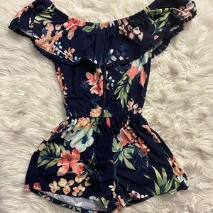 Floral🌺 off the shoulder romper😍